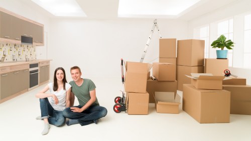 Local moving team handling access and packing logistics in Beddington