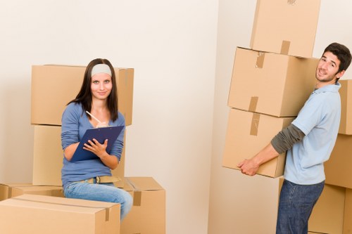 Man and van booking for residential and commercial customers in Beddington